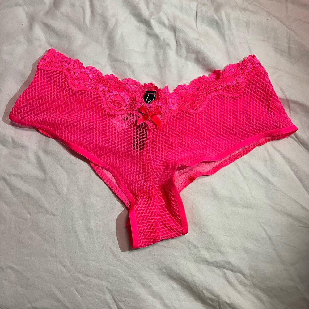 Victoria’s Secret Hot Pink Panties 🩲